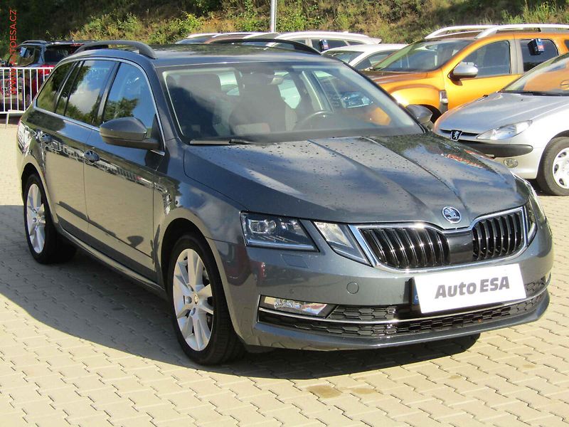 Škoda Octavia (2019) 1.6TDi, ČR, Style, DSG - fotografie inzerátu