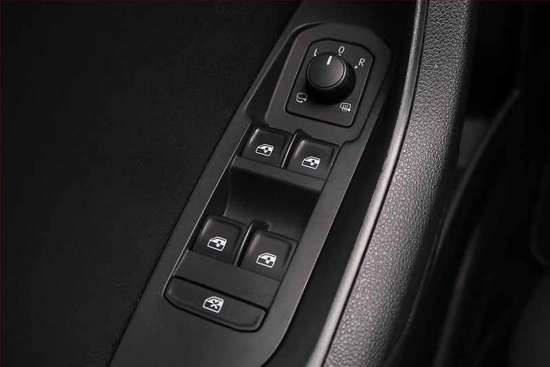 Škoda Karoq (2022) 2.0 TDI - fotka 20 z 21