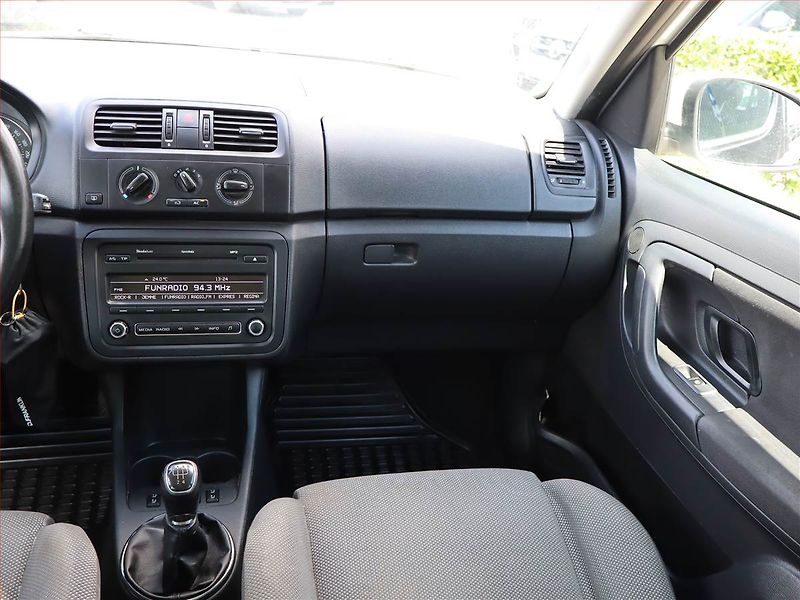 Škoda Roomster (2013) 1.2 TSI, Tempomat - fotka 8 z 15