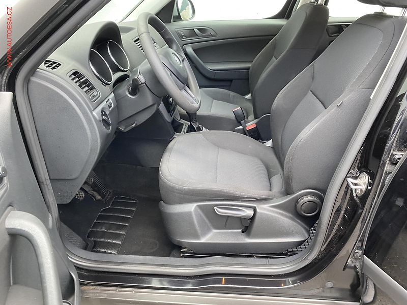 Škoda Yeti (2017) 1.2 TSi, Active, +kola - fotka 9 z 16