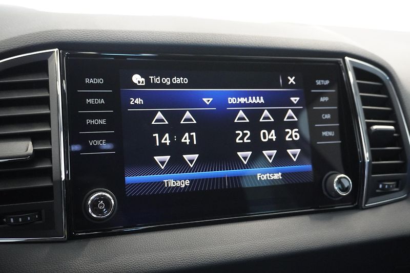 Škoda Karoq 1,5 TSI STYLE AUT. - fotka 16 z 27