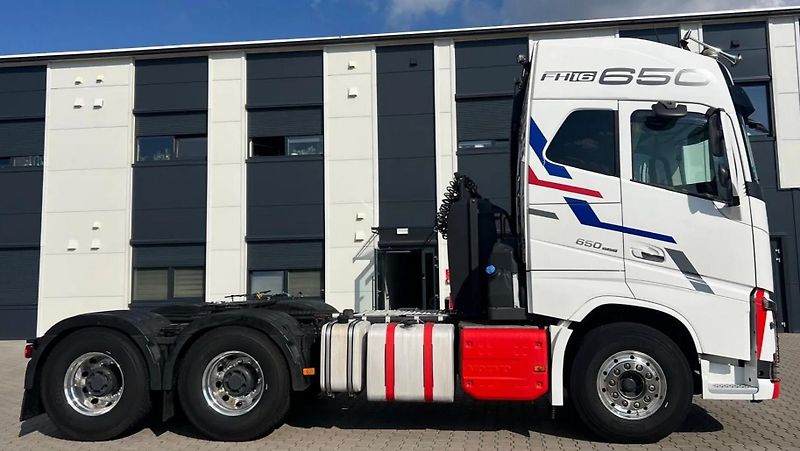 Volvo FH (2016) 16 6x4 hydraulika EURO 6 - fotka 3 z 17