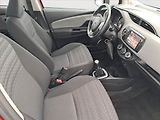 Toyota Yaris (2016) 1.0 VVT-i, ČR,1.maj - náhled 9