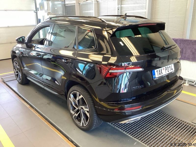 Škoda Karoq Sportline 2,0 TSI 140kW DSG7 4 - fotka 4 z 7
