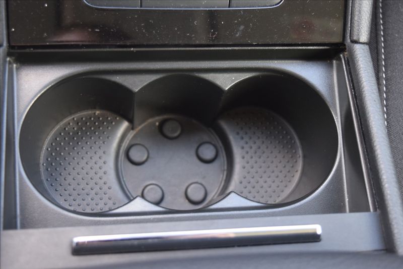 Škoda Superb 2,0 TDI 110KW NÍZKÉ KM DSG - fotka 49 z 50