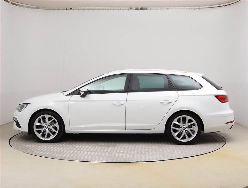 Seat Leon (2018) Sport 1.8 TSI, Kůže, Navi - fotka 3 z 24