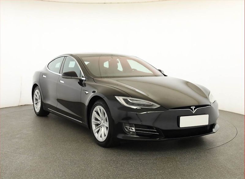 Tesla Model S (2018) 75D - fotografie inzerátu