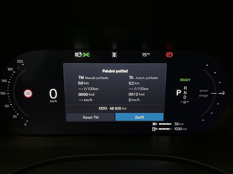 Volvo XC60 T6 AWD DARK PLUS RECHARGE AUT - fotka 25 z 49