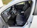 Toyota Yaris 1.5 HSD e-CVT Style - náhled 11