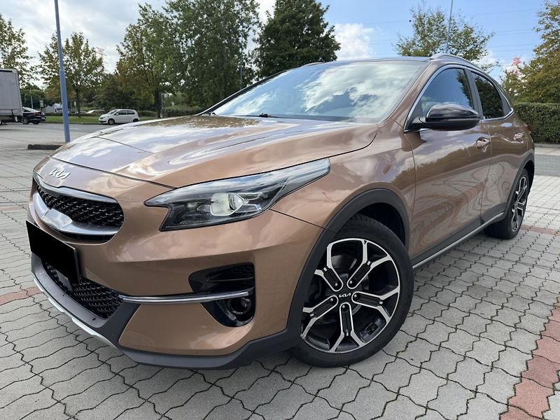 Kia XCeed (2022) 1.6Crdi Mhev Black Edition  - fotka 1 z 16