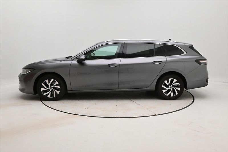 Volkswagen Passat 2,0 TDI 110 kW DSG Business Zá - fotka 8 z 33