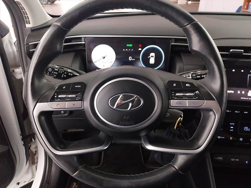 Hyundai Tucson (2021) 1.6 T-GDI - fotka 15 z 18