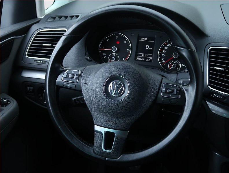 Volkswagen Sharan (2011) 2.0 TDI, 4X4, Serv.kniha - fotka 20 z 20