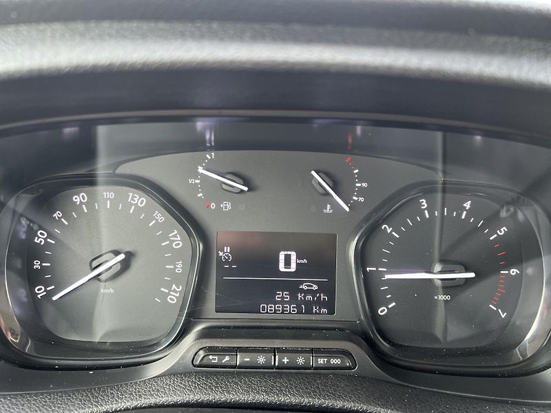 Fiat Scudo 1.5JTDM KAMERA KLIMA odp.DPH - fotka 17 z 34