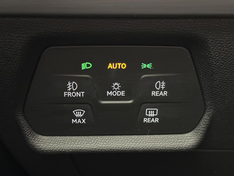 Seat Leon 1.5 TSI 110kW FR CZ - fotka 34 z 52