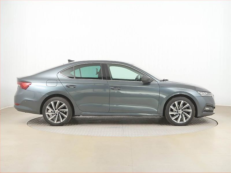 Dacia Dokker (2020) Stepway 1.5 Blue dCi, 5Míst - fotka 6 z 16