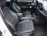 Hyundai i30 (2018) 1.6 CRDi, Automat, Serv.kniha - náhled 9