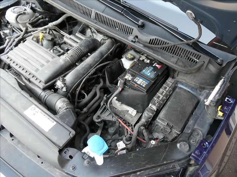 Volkswagen Touran 1,2 TSi 81kW 7.míst, NAVI - fotka 39 z 39