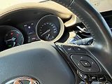 Toyota C-HR 1.8 HSD e-CVT Executive - náhled 17