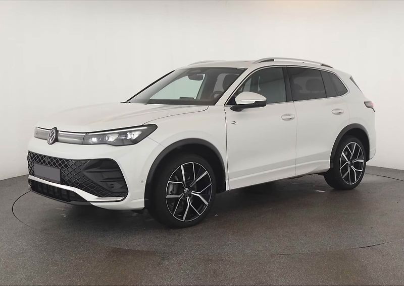 Volkswagen Tiguan TDI 4M R-Line Pano 360 IQ Vent - fotka 1 z 17