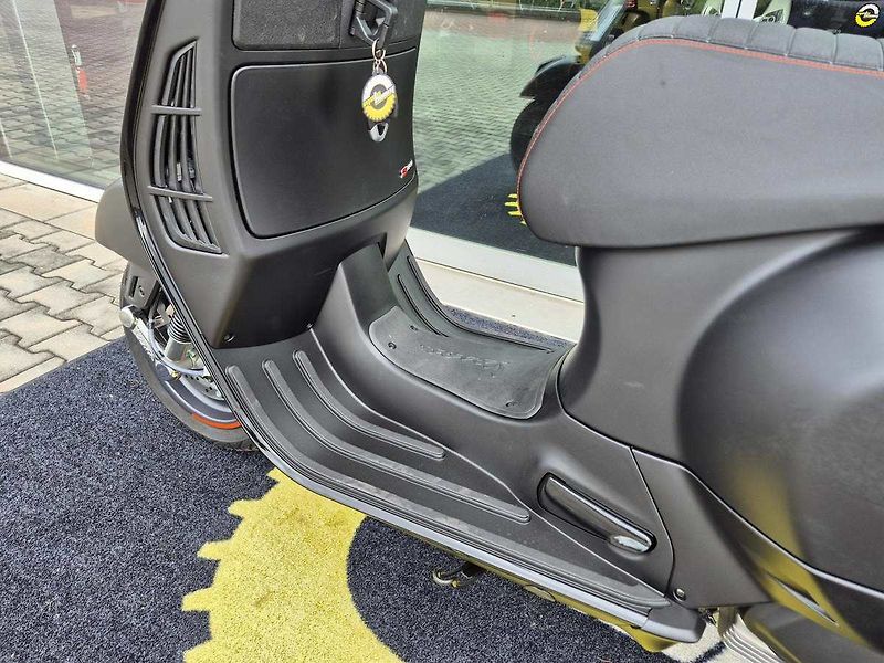 Vespa (2026) GTS 310 SUPERSPORT - fotka 33 z 60