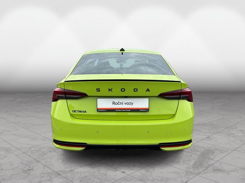 Škoda Octavia 1,5 TSI / 110 kW Sportline - fotka 5 z 24