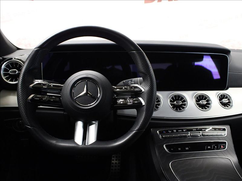 Mercedes-Benz CLS 2,0 D 9G - Tronic AMG line - fotka 25 z 31