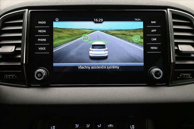 Škoda Karoq 2,0 TDI 85 kW DSG  VIRTUAL Zár - fotka 19 z 30