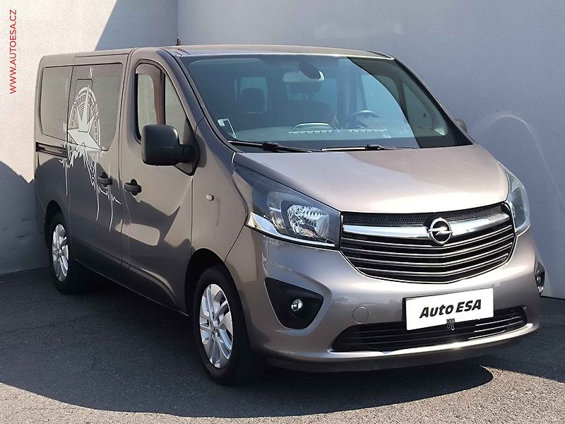 Opel Vivaro (2015) 1.6CDTi 8míst, Navi, kamera - fotografie inzerátu