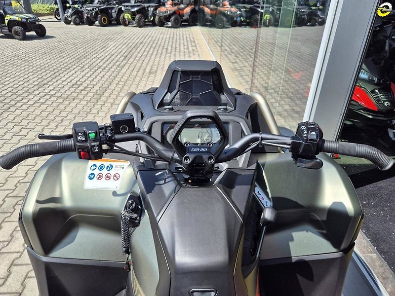 Can-Am Outlander X MR 1000R (2026) MY26 - fotka 21 z 21