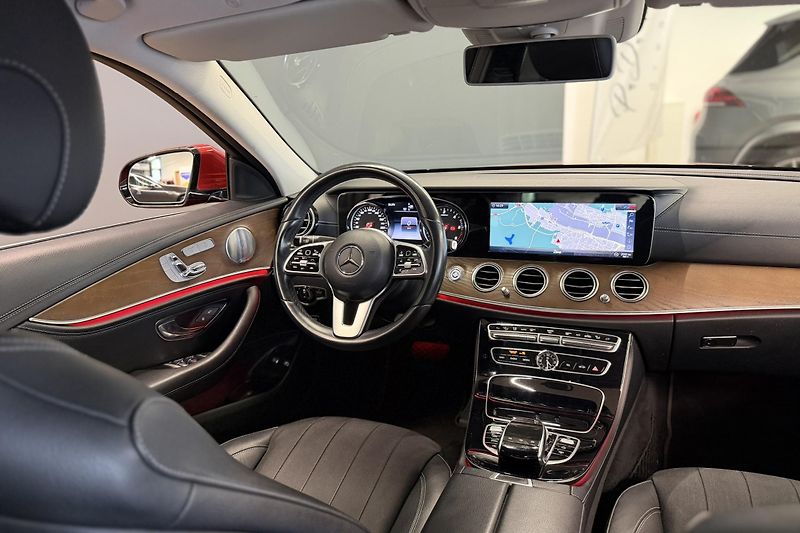Mercedes-Benz Třídy E (2018) E 200d Exclusive - fotka 24 z 103