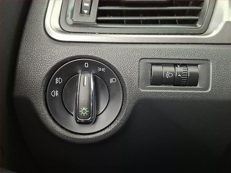 Škoda Rapid (2014) 1.6 TDI - fotka 16 z 16