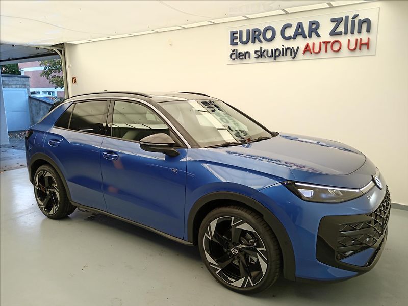 Volkswagen T-Roc (2026) 1,5   R-line eTSI 110 kW 7DSG - fotka 8 z 23