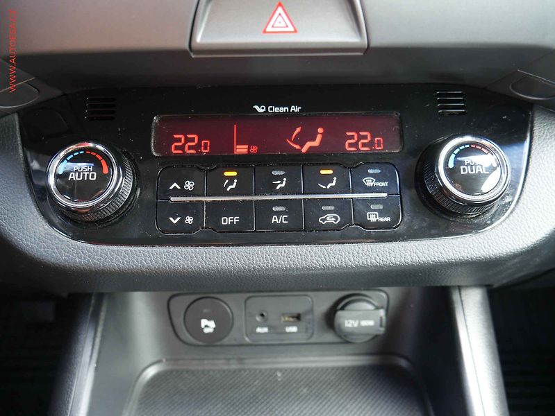 Kia Sportage (2015) 1.6GDi, 2.maj,ČR, AC, tempo - fotka 16 z 18