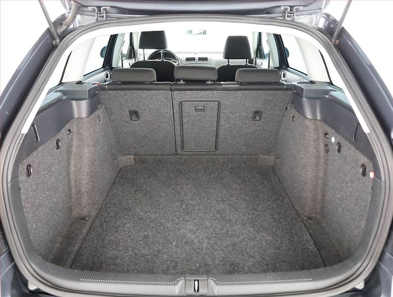 Škoda Octavia (2012) Ambition Plus 2.0 TDI, po STK - fotka 14 z 15