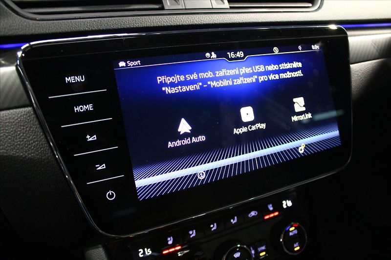 Škoda Superb iV DSG Sportline  5let/100tkm - fotka 19 z 32