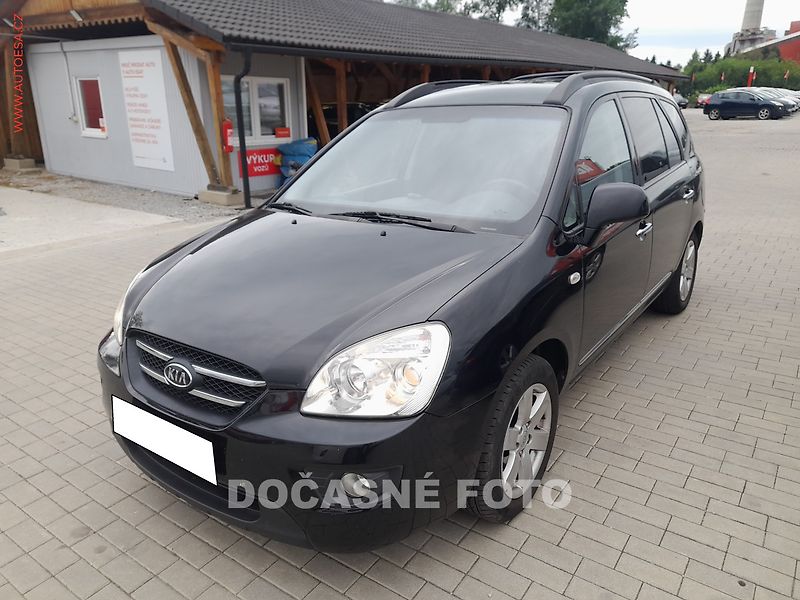 Kia Carens (2009) 2.0, 1.maj,ČR, autoAC - fotka 1 z 3