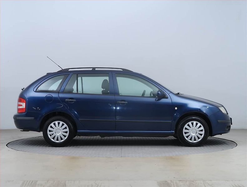 Škoda Fabia (2006) Ambiente 1.2 12V, Eko.zaplacen - fotka 6 z 14