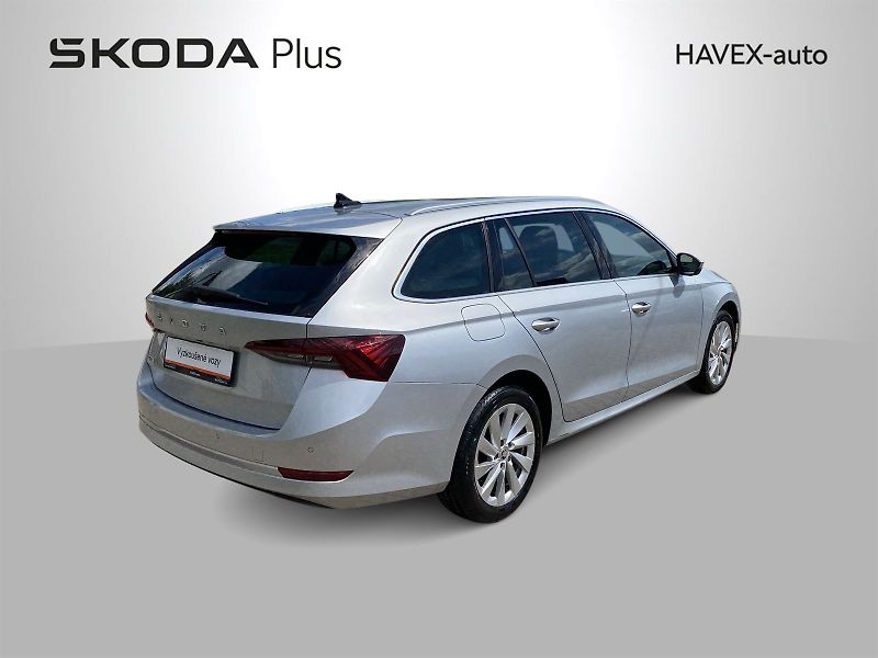 Škoda Octavia (2024) Combi 2.0 TDI DSG Style + - fotka 2 z 34