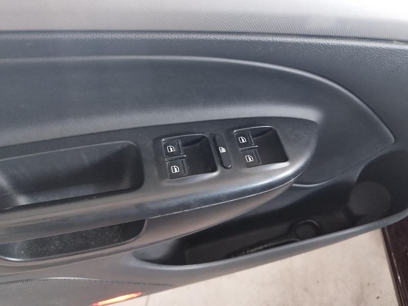 Škoda Octavia (2010) 1,6TDI,77KW,DSG,ALU,NAVI - fotka 19 z 29