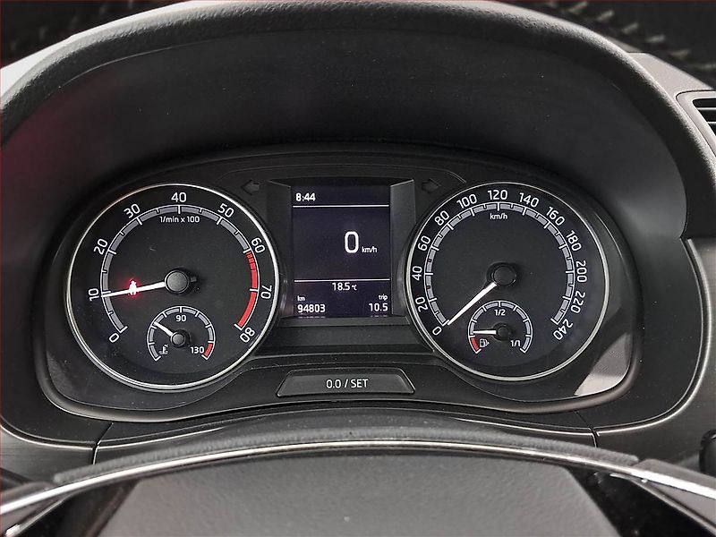 Škoda Fabia (2021) Style 1.0 TSI, ČR,1.maj - fotka 11 z 18