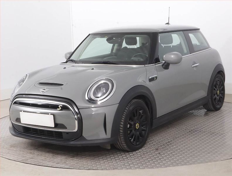 Mini Ostatní (2022) Cooper SE 32 kWh, SoH 97% - fotka 2 z 18