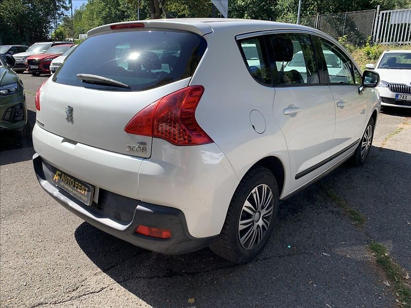 Peugeot 3008 1,6 HDI AUTOMAT - fotka 5 z 17