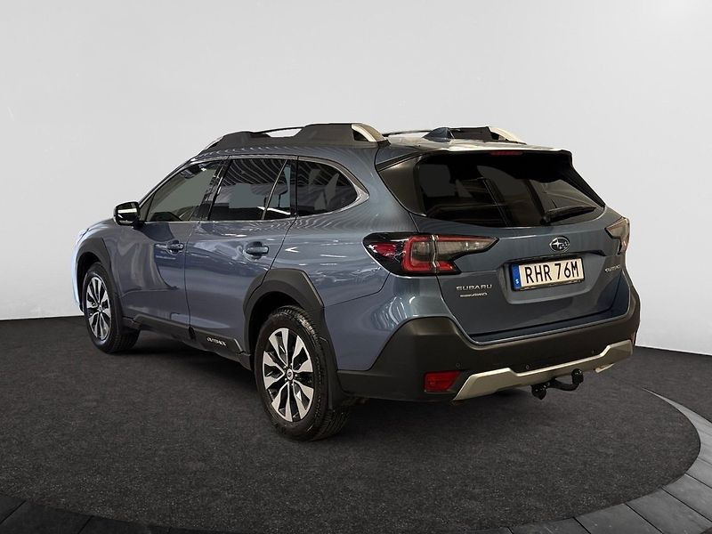 Subaru Outback 2.5i 4WD Touring + tažné - fotka 5 z 22