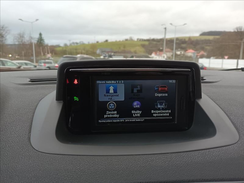 Renault Mégane 1,6 16V,81KW,KLIMA,PARKING,KOL - fotka 29 z 39