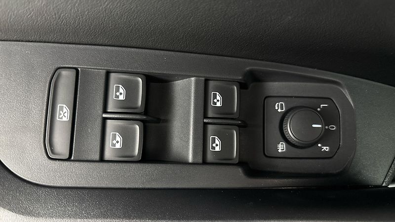 Škoda Kodiaq 2.0 TDI DSG 4x4 L&K - fotka 25 z 32