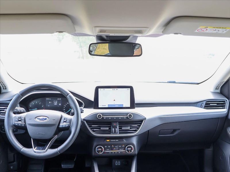 Ford Focus 1,0 EB 92kW EDIT Aut.klima Nav - fotka 29 z 37