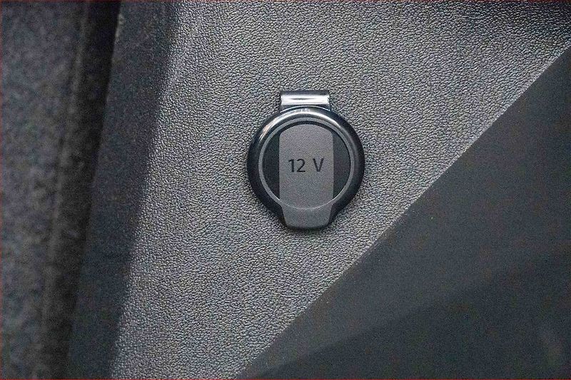 Volkswagen Tiguan (2025) Life 1.5 eTSI - fotka 20 z 22