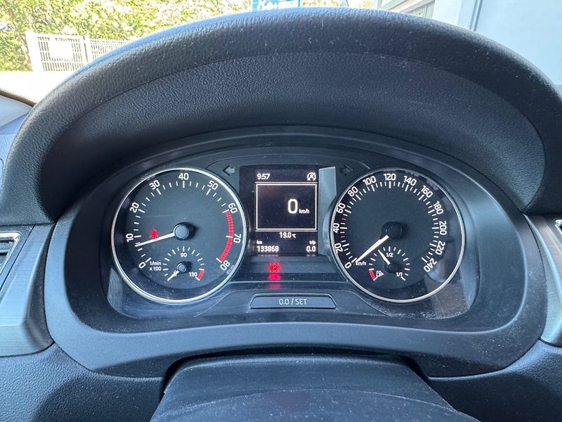 Škoda Rapid (2015) 1.2 TSi - fotka 17 z 32