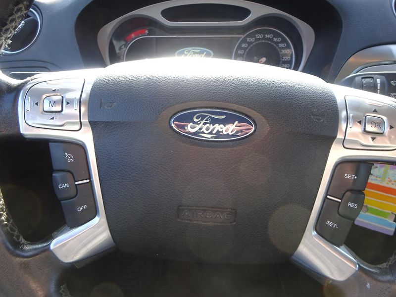 Ford S-MAX 2.0TDCi 103 kW ČR BEZ KOROZE - fotka 12 z 22